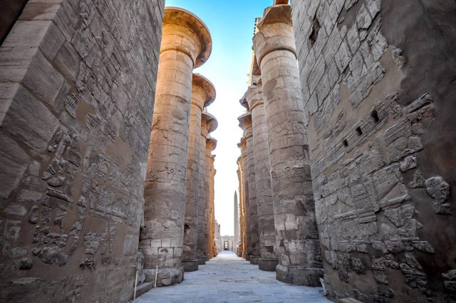 im grossen Hypostyl des Luxor Tempels